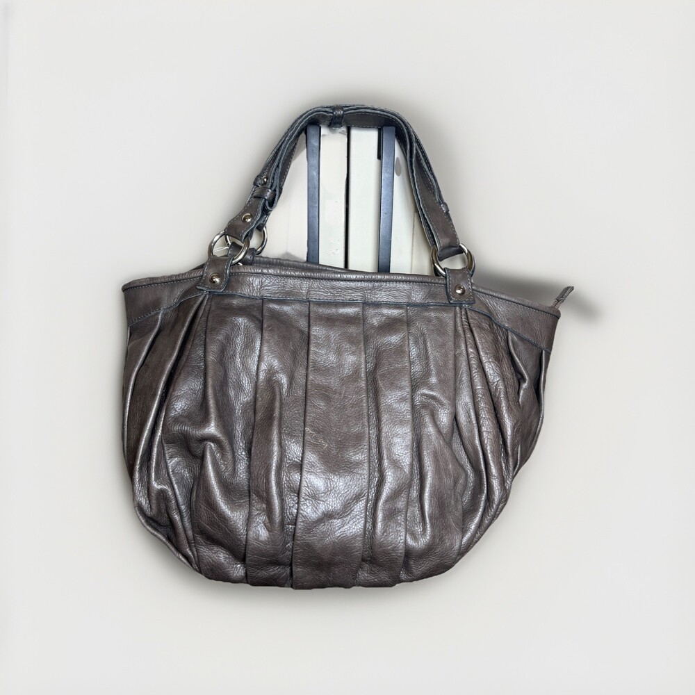 Alchimia Made In Italy Classic Pleated Soft Pebbled Leather Silver Shoulder Bag